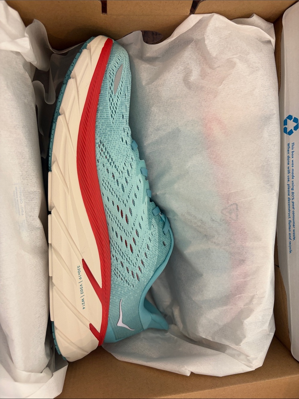 NWT HOKA One One Clifton 8 Women’s Size 9 Running Shoes - Picture 2 of 7